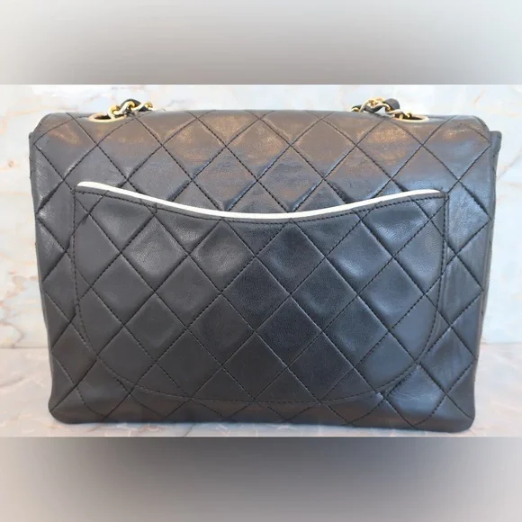 AUTHENTIC CHANEL single flap lambskin matelasse black shoulder bag 24k gold - Picture 2 of 16